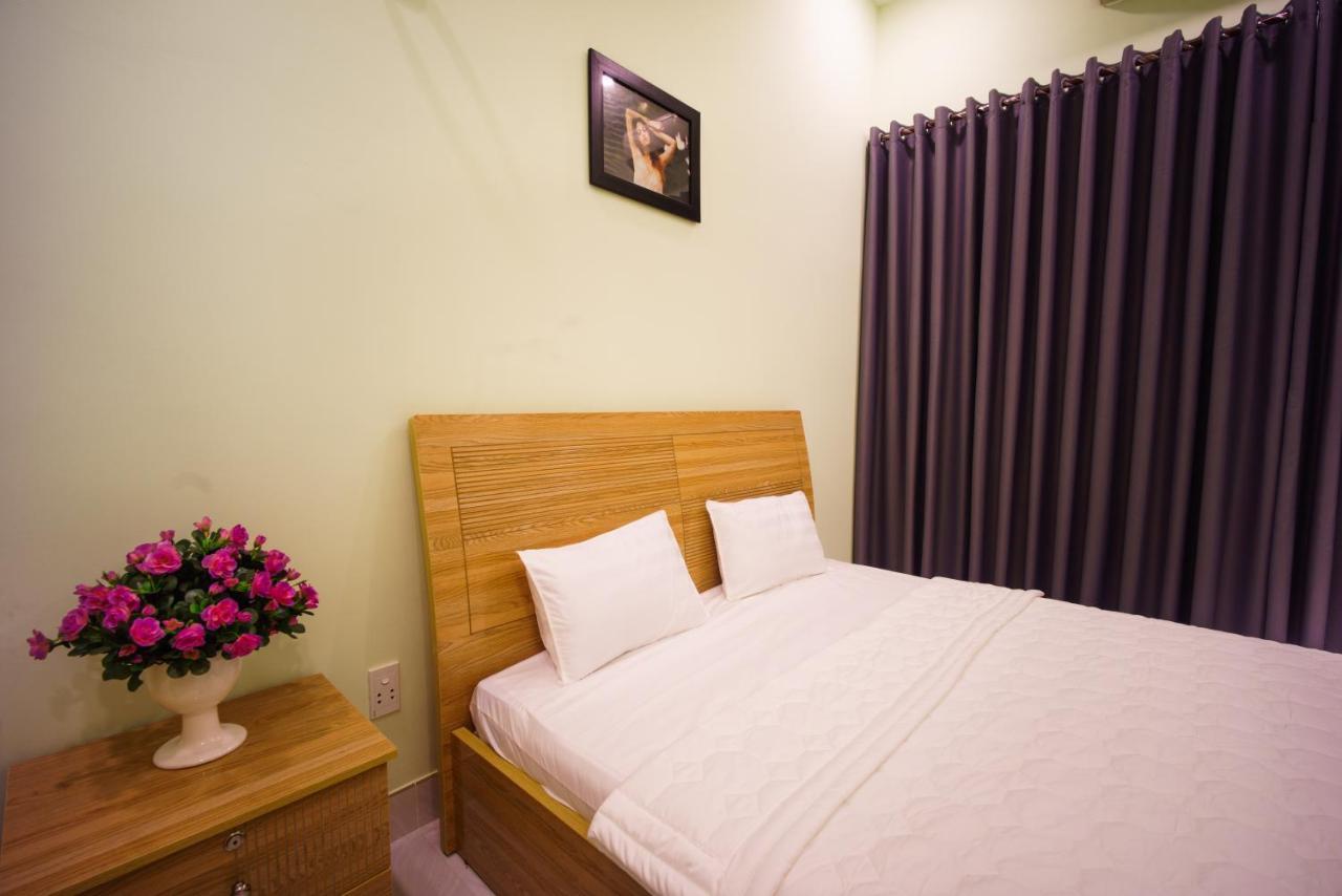 Language Exchange Hostel 1 Хошимин Экстерьер фото